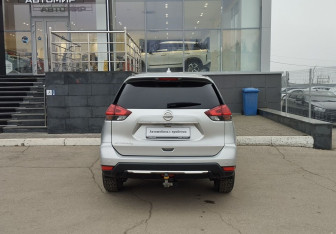 Подержанный автомобиль Nissan X-Trail 2020 года (6 фото)