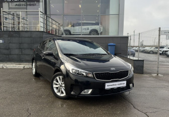 Подержанный автомобиль Kia Cerato Sedan 2018 года (3 фото)