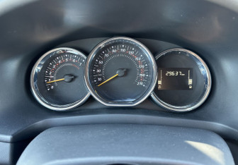 Подержанный автомобиль Renault Sandero 2020 года (9 фото)