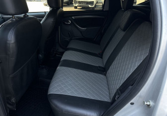 Подержанный автомобиль Renault Duster 2016 года (12 фото)