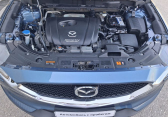 Подержанный автомобиль Mazda CX-5 2017 года (14 фото)