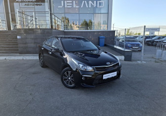 Подержанный автомобиль Kia Rio Sedan 2018 года (3 фото)