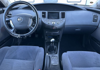 Подержанный автомобиль Nissan Primera Sedan 2006 года (10 фото)