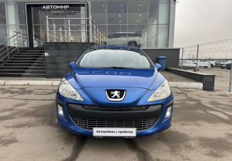 Подержанный автомобиль Peugeot 308 Hatchback 2010 года (2 фото)