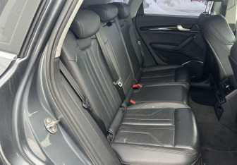 Подержанный автомобиль Audi Q5 2019 года (12 фото)