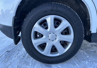 Подержанный автомобиль Mitsubishi ASX 2014 года (14 фото)