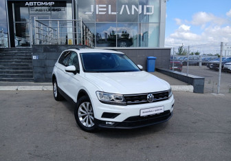 Подержанный автомобиль Volkswagen Tiguan 2019 года (3 фото)