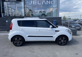 Подержанный автомобиль Kia Soul 2012 года (4 фото)