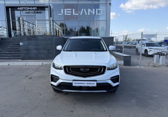 Подержанный автомобиль Geely Atlas Pro 2023 года (2 фото)