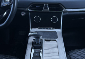 Подержанный автомобиль Exeed TXL 2023 года (11 фото)