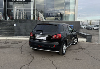 Подержанный автомобиль Nissan Qashqai 2007 года (5 фото)