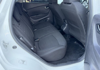 Подержанный автомобиль Renault Kaptur 2021 года (12 фото)