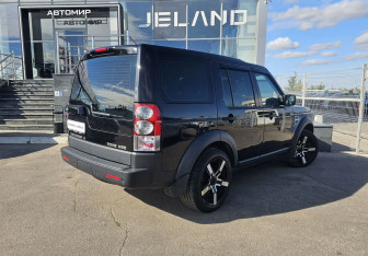 Подержанный автомобиль Land Rover Discovery 2012 года (5 фото)