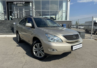 Подержанный автомобиль Lexus RX 2006 года (3 фото)