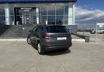 Подержанный автомобиль Skoda Karoq 2020 года (7 фото)