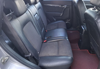 Подержанный автомобиль Chevrolet Captiva 2008 года (12 фото)
