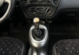 Подержанный автомобиль Nissan Juke 2012 года (11 фото)