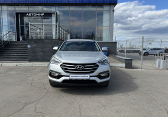 Подержанный автомобиль Hyundai Santa Fe 2015 года (2 фото)