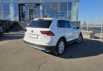 Подержанный автомобиль Volkswagen Tiguan 2018 года (5 фото)