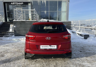 Подержанный автомобиль Hyundai Creta 2018 года (6 фото)