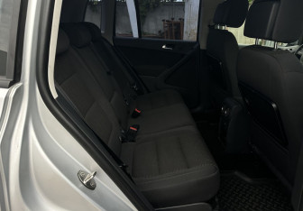 Подержанный автомобиль Volkswagen Tiguan 2012 года (12 фото)