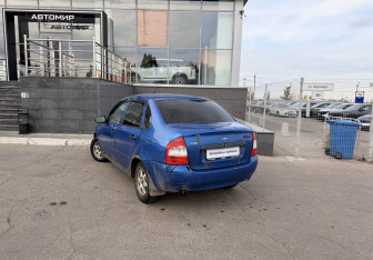Подержанный автомобиль LADA (ВАЗ) Kalina Sedan 2008 года (7 фото)