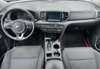 Подержанный автомобиль Kia Sportage 2018 года (10 фото)