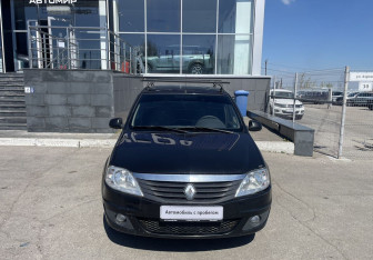 Подержанный автомобиль Renault Logan Sedan 2011 года (2 фото)