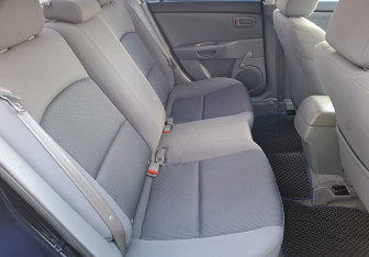 Подержанный автомобиль Mazda 3 Sedan 2008 года (12 фото)