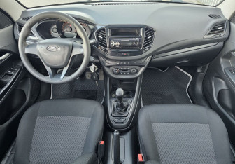 Подержанный автомобиль LADA (ВАЗ) Vesta Sedan 2019 года (10 фото)