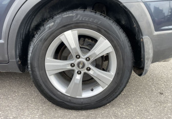 Подержанный автомобиль Chevrolet Captiva 2008 года (15 фото)