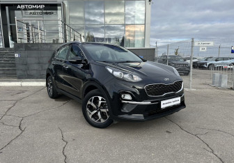 Подержанный автомобиль Kia Sportage 2019 года (3 фото)