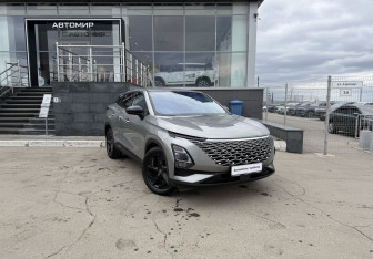 Подержанный автомобиль Omoda C5 2023 года (3 фото)