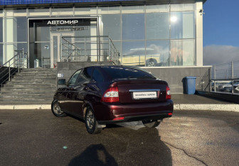 Подержанный автомобиль LADA (ВАЗ) Priora Hatchback 2014 года (7 фото)