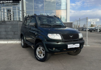 Подержанный автомобиль УАЗ Patriot 2014 года (3 фото)