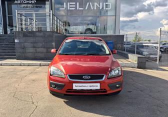 Подержанный автомобиль Ford Focus Hatchback 2007 года (2 фото)