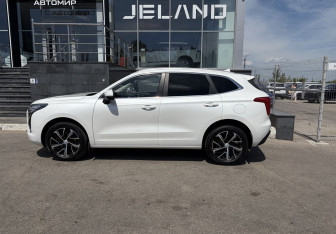 Подержанный автомобиль Haval Jolion 2022 года (8 фото)