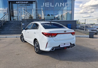 Подержанный автомобиль Kia Rio Sedan 2020 года (7 фото)