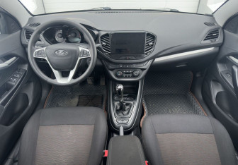 Подержанный автомобиль LADA (ВАЗ) Vesta Sedan 2019 года (10 фото)