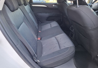 Подержанный автомобиль Citroen C4 Hatchback 2012 года (12 фото)