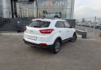 Подержанный автомобиль Hyundai Creta 2016 года (5 фото)