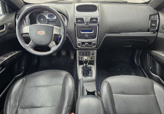 Подержанный автомобиль Geely Emgrand EC7 Sedan 2014 года (10 фото)