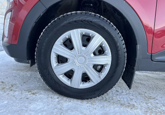 Подержанный автомобиль Hyundai Creta 2018 года (14 фото)