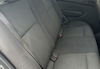 Подержанный автомобиль Chevrolet Aveo Sedan 2007 года (12 фото)