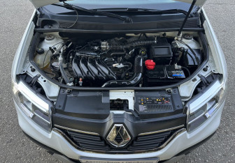 Подержанный автомобиль Renault Logan Sedan 2019 года (14 фото)