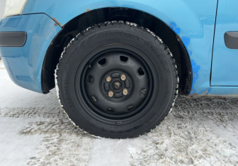 Подержанный автомобиль Hyundai Getz 2005 года (14 фото)