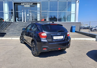 Подержанный автомобиль Subaru XV 2011 года (7 фото)