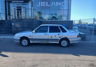 Подержанный автомобиль LADA (ВАЗ) 2115 2005 года (8 фото)