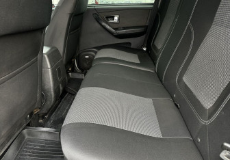 Подержанный автомобиль УАЗ Pickup 2015 года (12 фото)