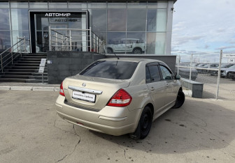 Подержанный автомобиль Nissan Tiida Sedan 2012 года (5 фото)